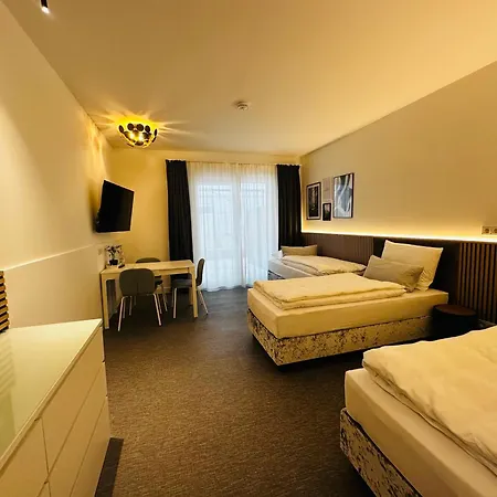 Boutique Greenleaf