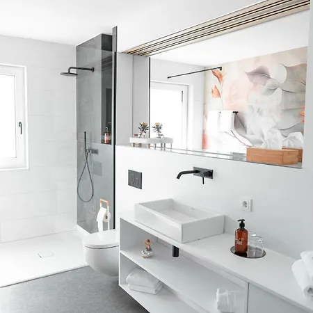 Boutique Greenleaf Aparthotel